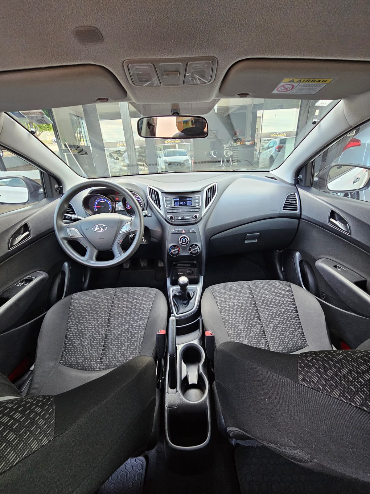 HYUNDAI HB20